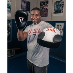 TITLE Classic Pro-Style Trainer's Mitts -Boxing Equip Shop cpstm