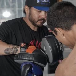 TITLE Ionic Strike Punch Mitts -Boxing Equip Shop tb734 7